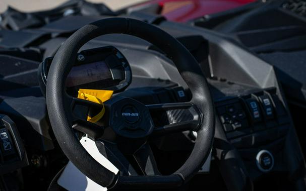 2025 Can-Am Maverick X3 DS Turbo RR Fiery Red & Hyper Silver DS TURBO RR