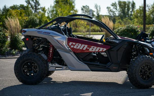 2025 Can-Am Maverick X3 DS Turbo RR Fiery Red & Hyper Silver DS TURBO RR
