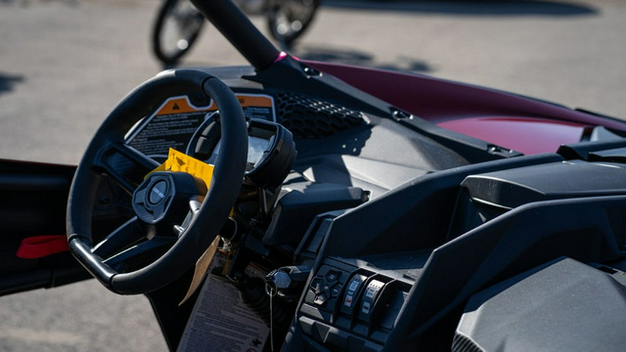 2025 Can-Am Maverick X3 DS Turbo RR Fiery Red & Hyper Silver DS TURBO RR