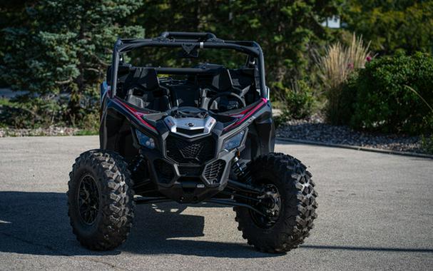 2025 Can-Am Maverick X3 DS Turbo RR Fiery Red & Hyper Silver DS TURBO RR