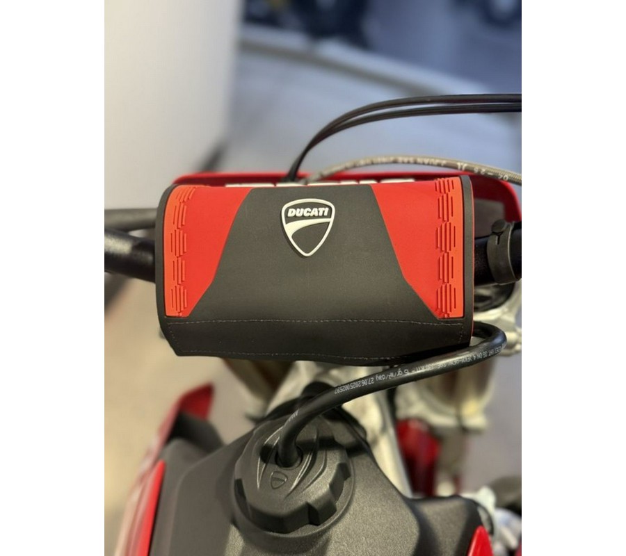 2026 Ducati Desmo450 EDX