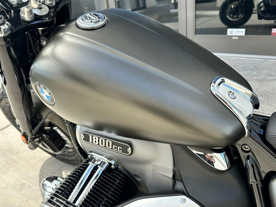 2022 BMW R 18 Classic Manhattan Metallic Matte