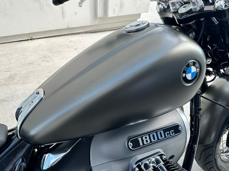 2022 BMW R 18 Classic Manhattan Metallic Matte