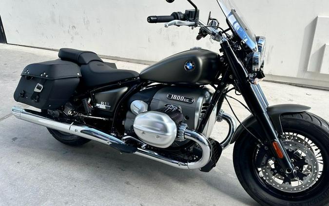 2022 BMW R 18 Classic Manhattan Metallic Matte