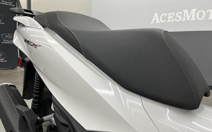 2022 Honda® PCX ABS