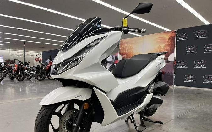 2022 Honda® PCX ABS