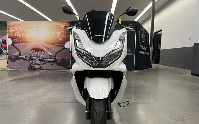 2022 Honda® PCX ABS