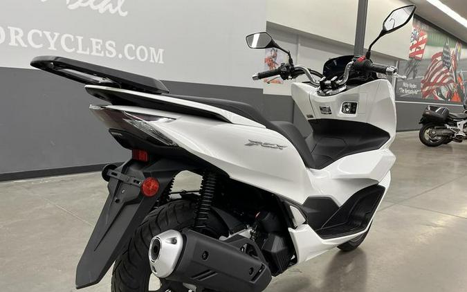 2022 Honda® PCX ABS