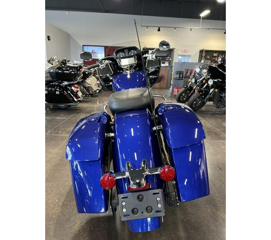 2022 Indian Motorcycle® Challenger® Limited Spirit Blue Metallic/Black Metallic
