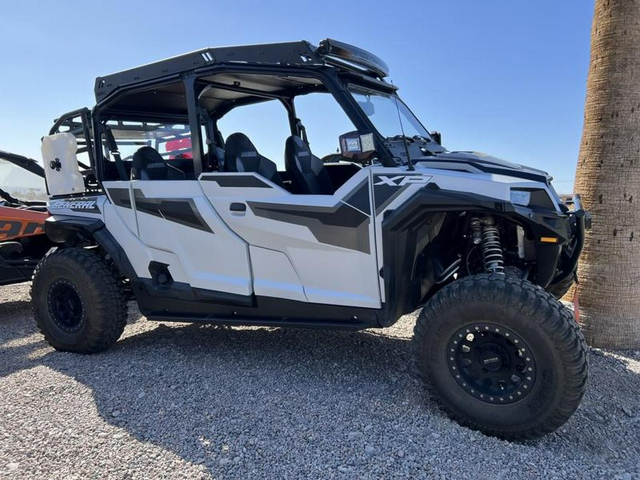 2022 Polaris® General XP 4 1000 Deluxe