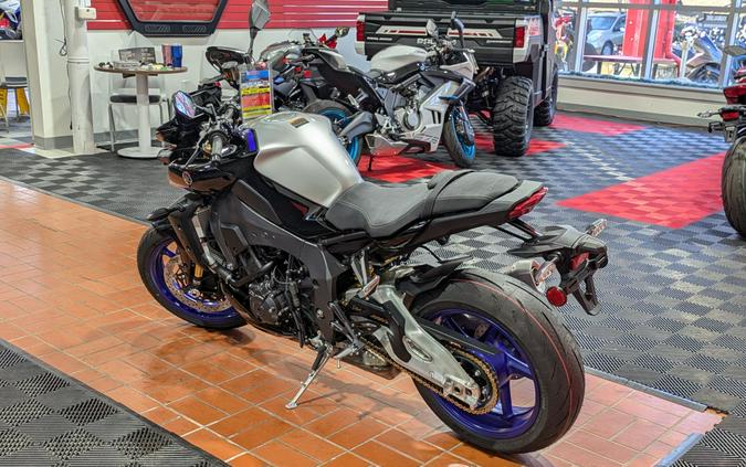 2025 Yamaha MT-10 SP