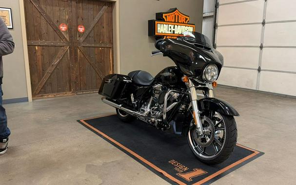 2023 Harley-Davidson Street Glide® Base