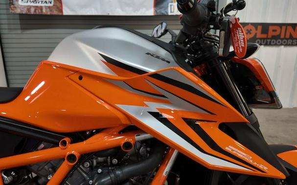 2022 KTM Super Duke 1290 R EVO