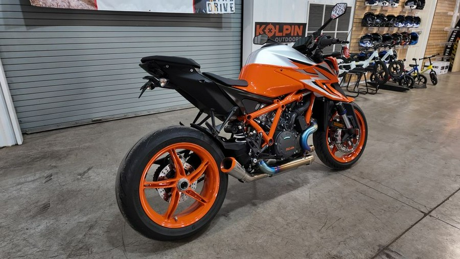 2022 KTM Super Duke 1290 R EVO