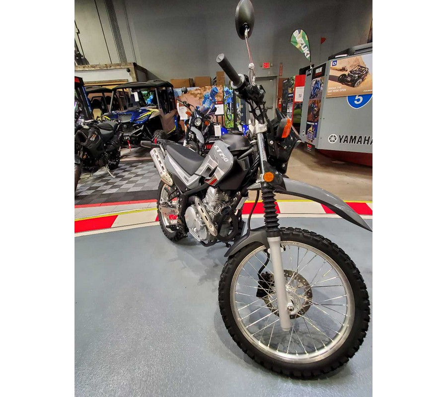 2024 YAMAHA XT250