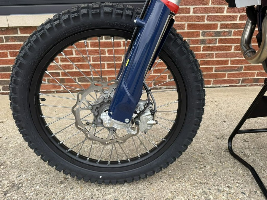 2025 Husqvarna® FE 350s