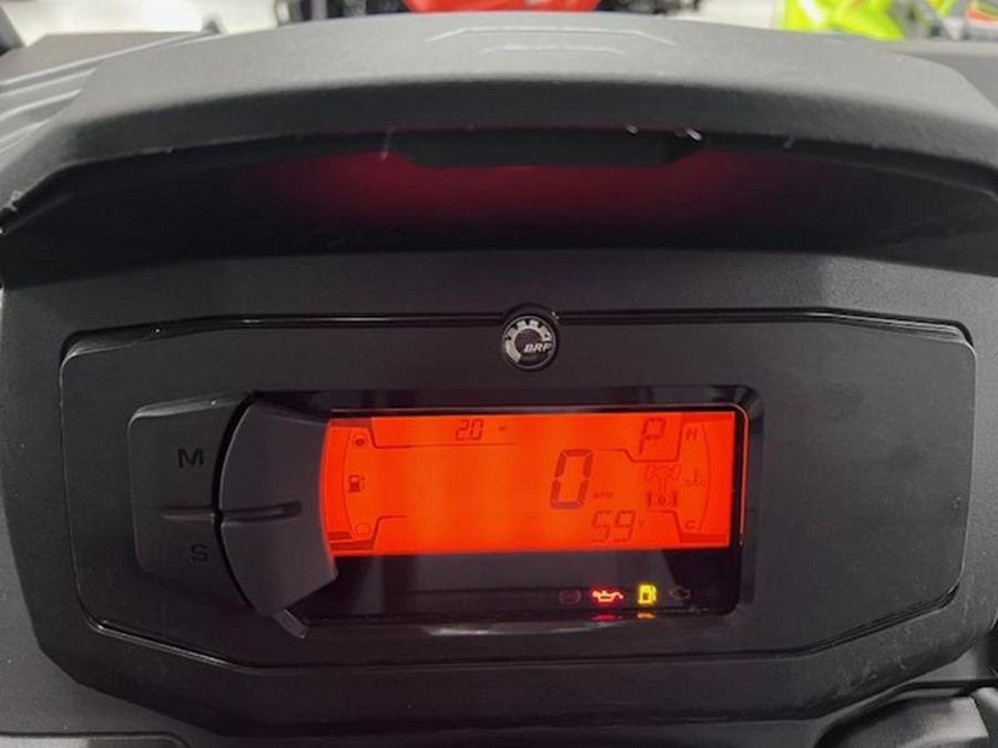 2025 Can-Am® SSV DEF MAX XT 64 HD10 BE 25 XT HD10