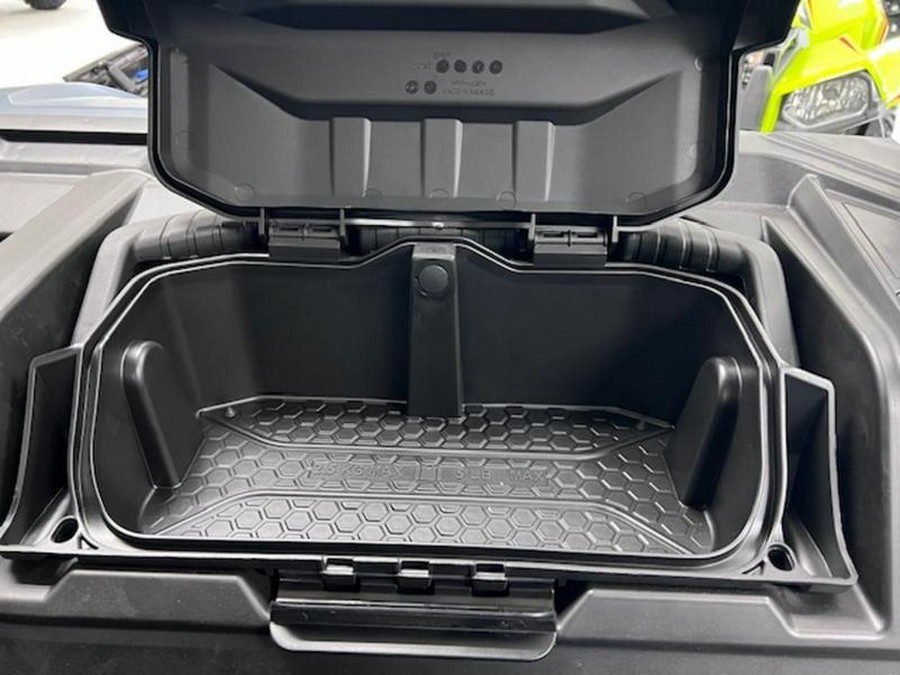 2025 Can-Am® SSV DEF MAX XT 64 HD10 BE 25 XT HD10