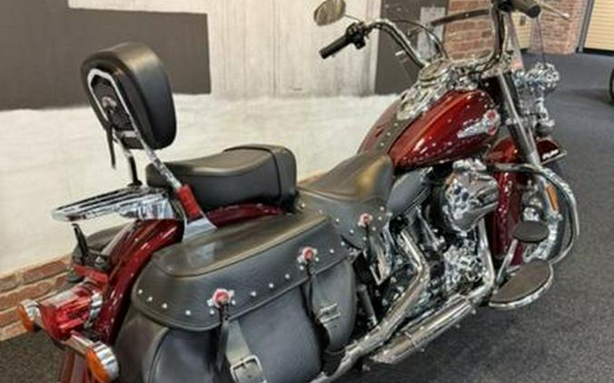 2017 Harley-Davidson® FLSTC - Heritage Softail® Classic
