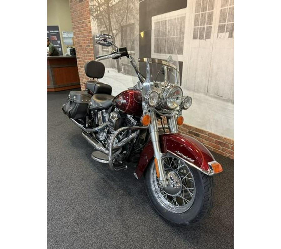 2017 Harley-Davidson® FLSTC - Heritage Softail® Classic
