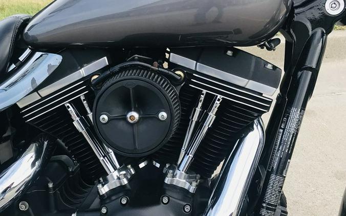 2014 Harley-Davidson® FXDB 103 STREET BOB