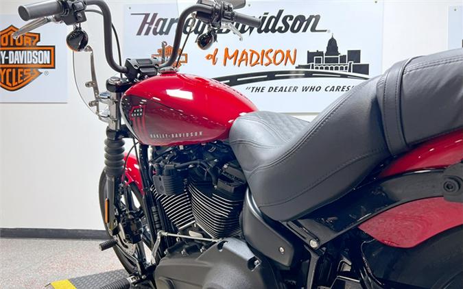 2022 Harley-Davidson Street Bob 114 FXBBS 1,379 Miles Redline Red