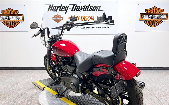 2022 Harley-Davidson Street Bob 114 FXBBS 1,379 Miles Redline Red