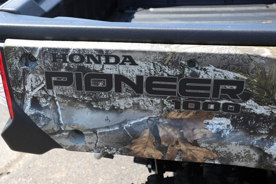 2024 Honda® Pioneer 1000-6 Deluxe Crew