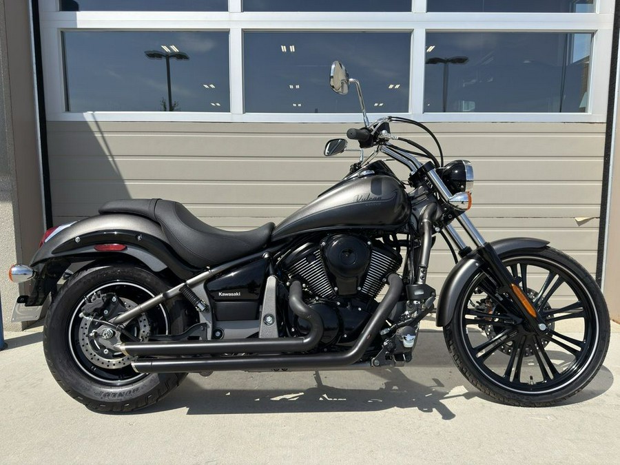 2024 Kawasaki Vulcan® 900 Classic Custom