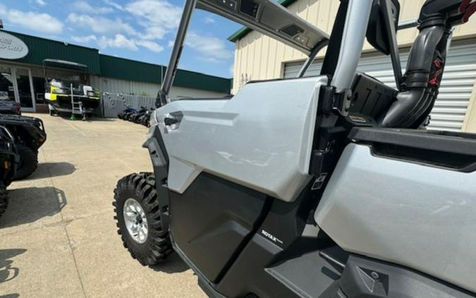 2025 Can-Am Defender X mr with Half-Doors HD10 Hyper Silver &