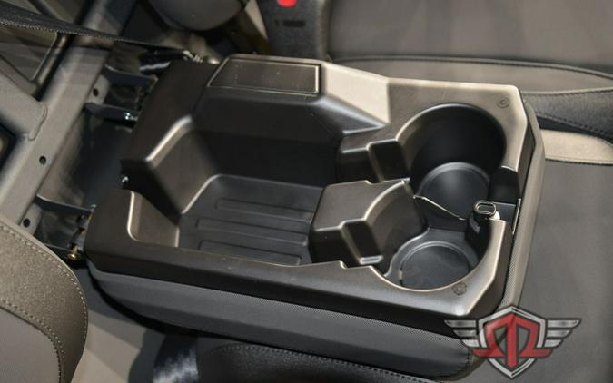 2026 Can-Am Defender XT HD11