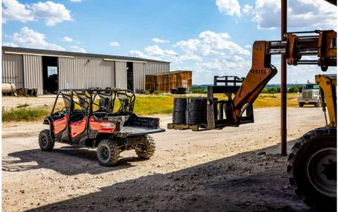 2023 Honda Pioneer 1000-6 Crew Deluxe