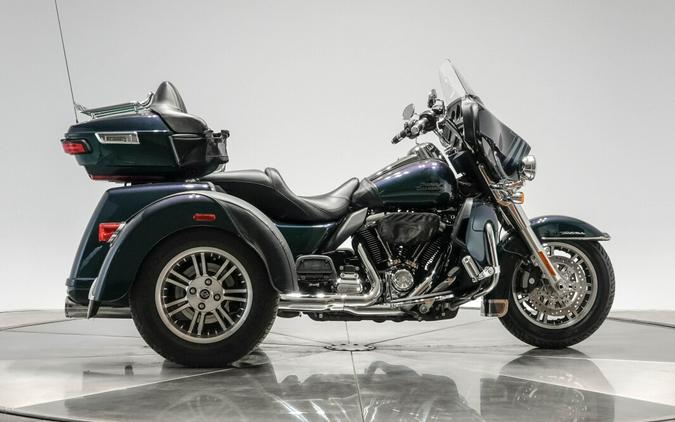 2021 HARLEY-DAVIDSON FLHTCUTG TRI GLIDE ULTRA in Snake Venom with 11202 miles