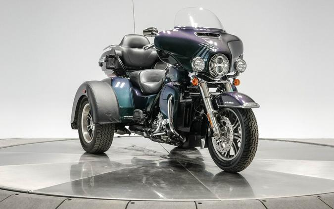 2021 HARLEY-DAVIDSON FLHTCUTG TRI GLIDE ULTRA in Snake Venom with 11202 miles