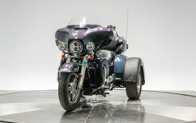 2021 HARLEY-DAVIDSON FLHTCUTG TRI GLIDE ULTRA in Snake Venom with 11202 miles