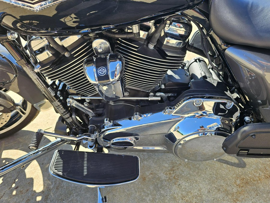 FLHR 2022 Road King