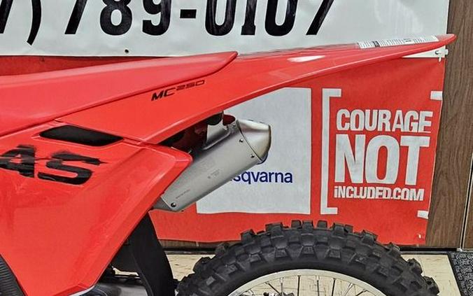 2025 GASGAS MC 250