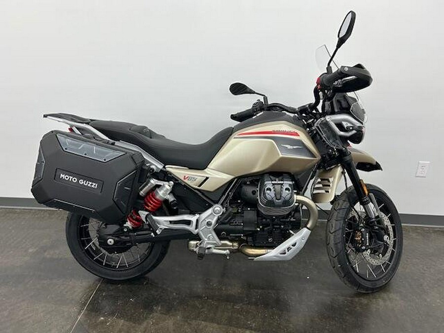 2025 Moto Guzzi V85 TT Travel
