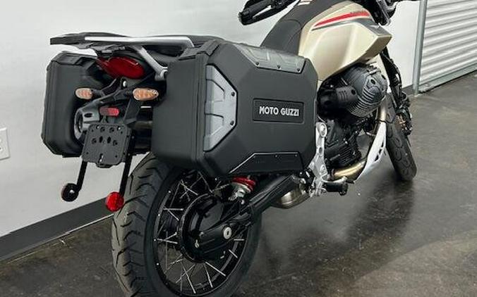 2025 Moto Guzzi V85 TT Travel