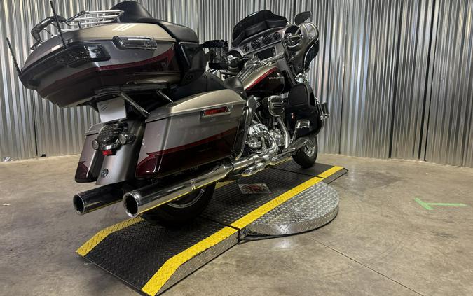2015 Harley-Davidson CVO Ultra Limited PAL SLVR/MAROON W/ PINSTRIP