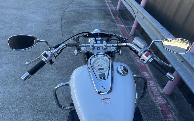 2022 Suzuki Boulevard C50 T