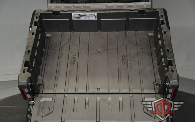 2026 Can-Am Defender MAX XT CAB HD11