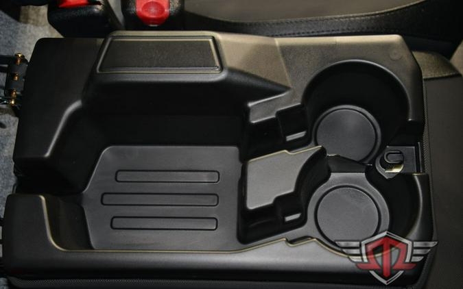 2026 Can-Am Defender MAX XT CAB HD11