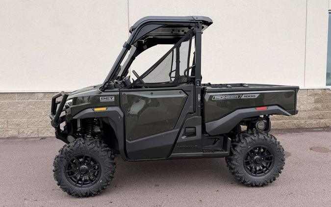 2026 Honda Pioneer 1000 Deluxe