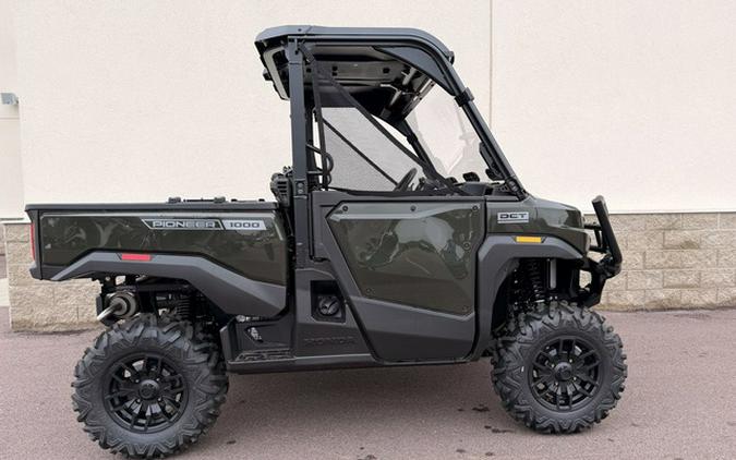 2026 Honda Pioneer 1000 Deluxe