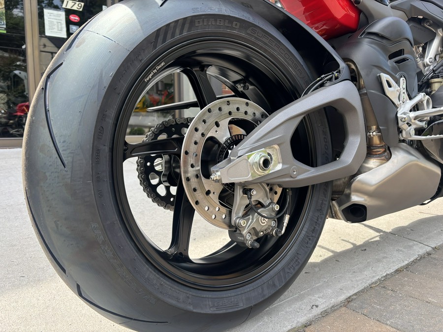 2026 Ducati Panigale V4 S Corse - 7609