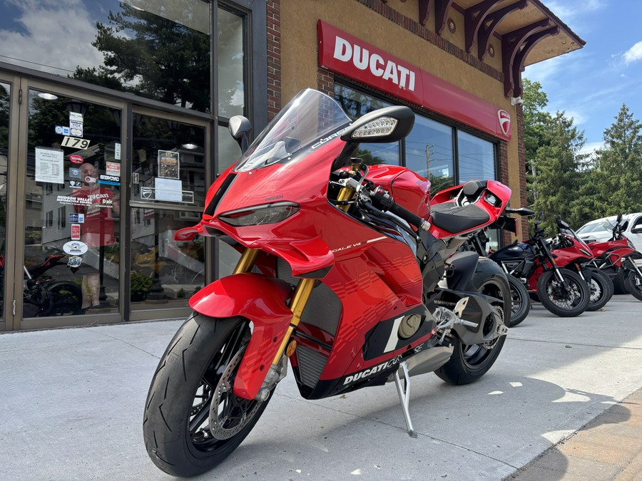 2026 Ducati Panigale V4 S Corse - 7609
