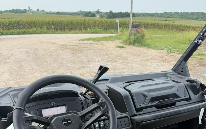 2026 Can-Am Defender XT HD9