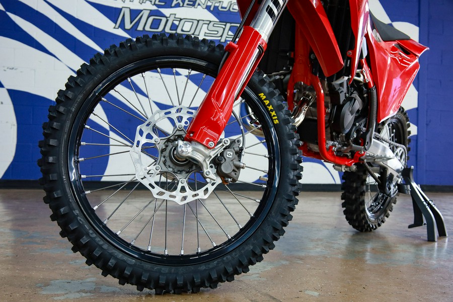 2027 MC 125 - GASGAS