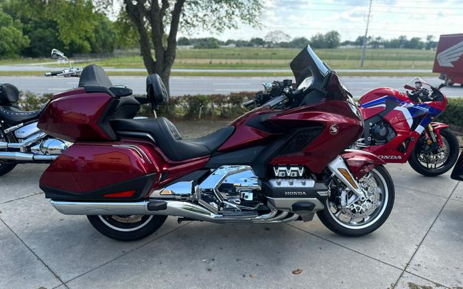 2018 Honda® Gold Wing Tour Candy Ardent Red